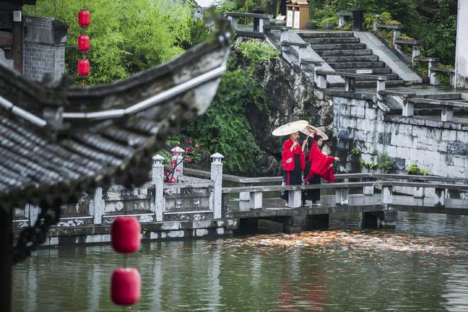 中国唯一穿汉服才能进的园林 游客打招呼以古语相称火狐电竞(图5)