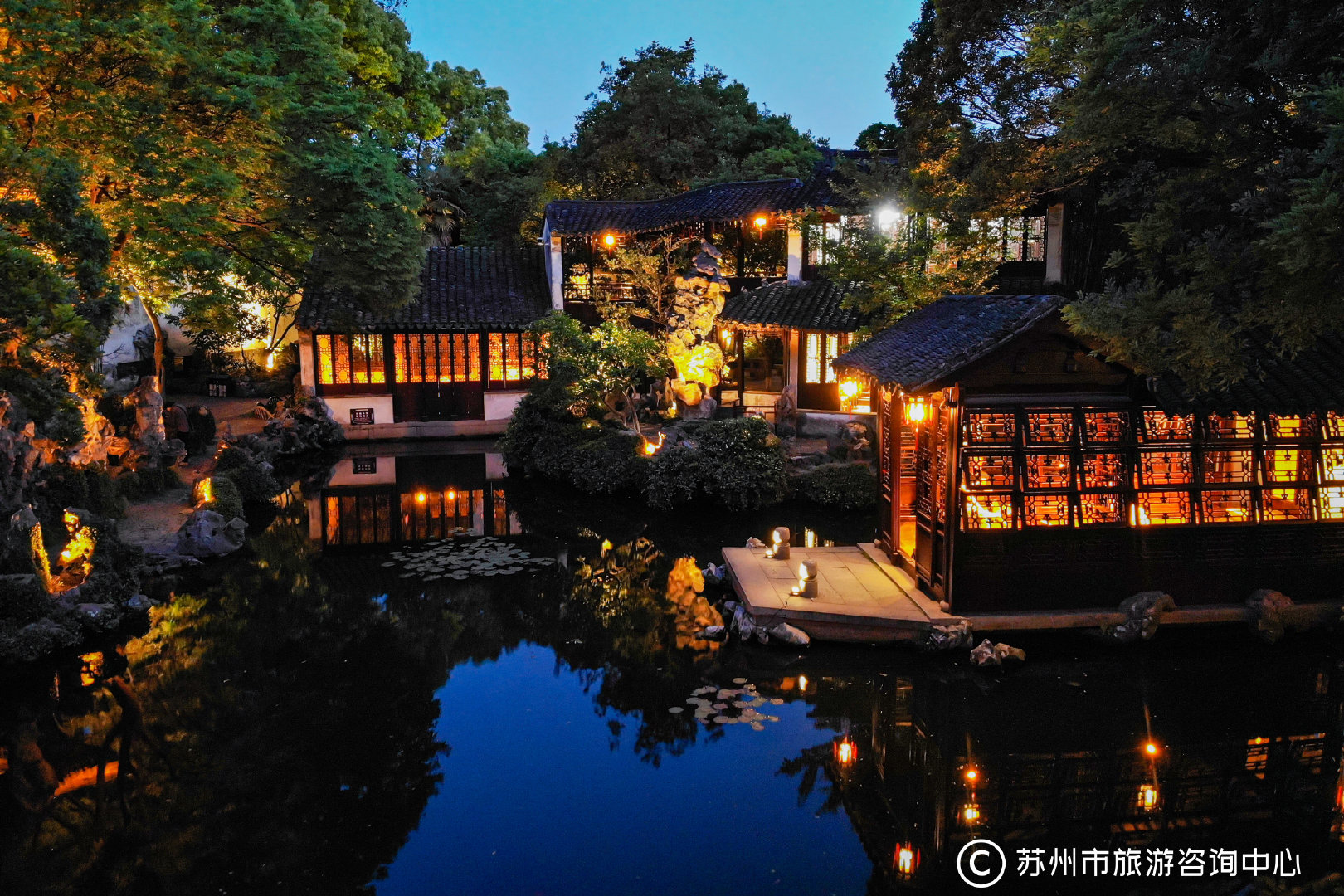 火狐电竞千年虎丘首次开放夜游这些苏州园林古迹也邀人夜访(图12)