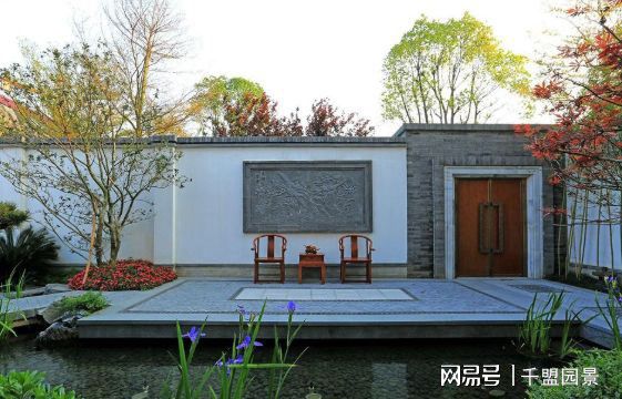 火狐电竞浅谈新中式园林设计的三大要点(图2)