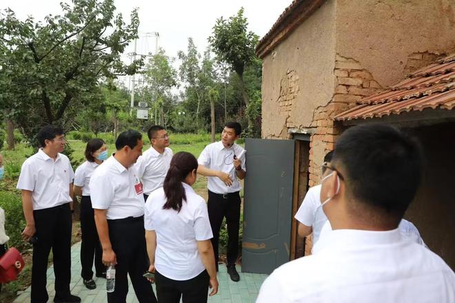 潍坊青州市云门山街道：发挥人大代表作用 助推人居环境整治工作火狐电竞(图1)