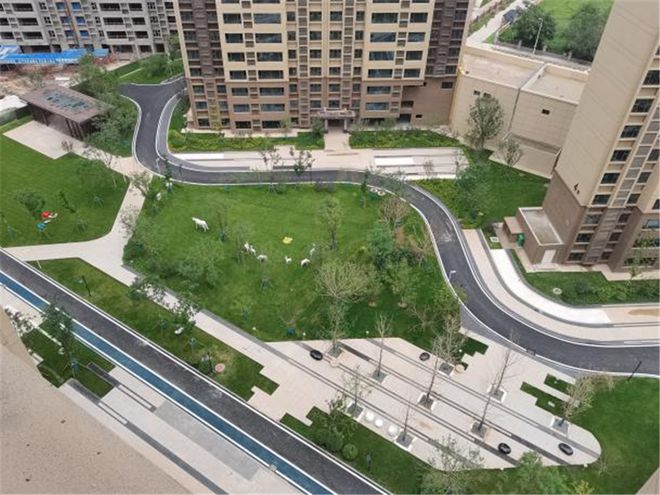 火狐电竞从《丝路山水图》中走出的园林社区安宁碧桂园“交房即交证”兑现美好生活(图7)