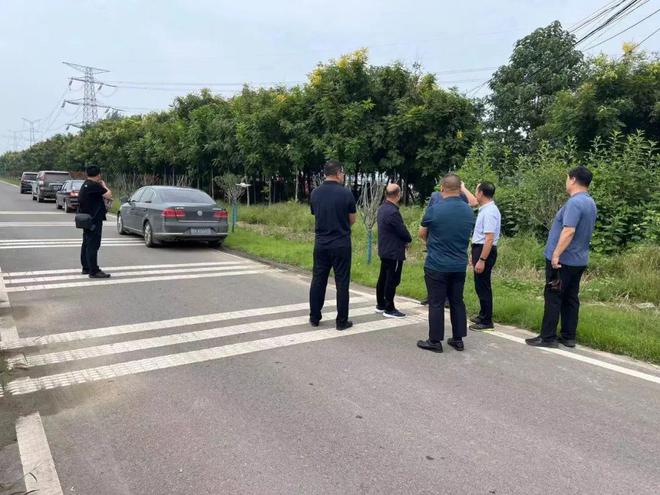 省专家组来寿火狐电竞光市对水系绿化达标河段及水利绿化样板工程现场复核(图3)