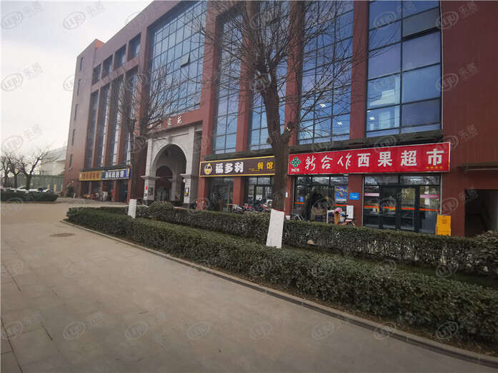 火狐电竞评测：“绿地”豪宅TOP之作高端园林设计绿地海珀泱全维测评(图9)