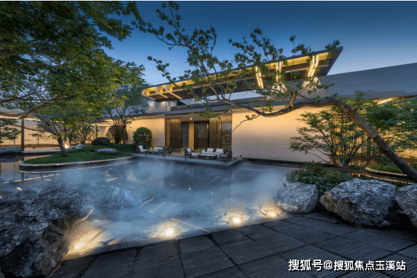 昆明这个楼火狐电竞盘园林设计为啥能吸引全城市民的目光？(图2)