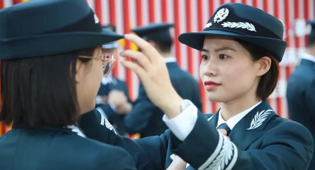 文职人员在部队单位是做什么工作的火狐电竞(图2)
