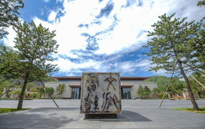 中国“四大版本馆”同火狐电竞步开馆杭州馆成人气王！设计师全员“国宝级”！网友：哭了！太值得去打卡了！(图7)
