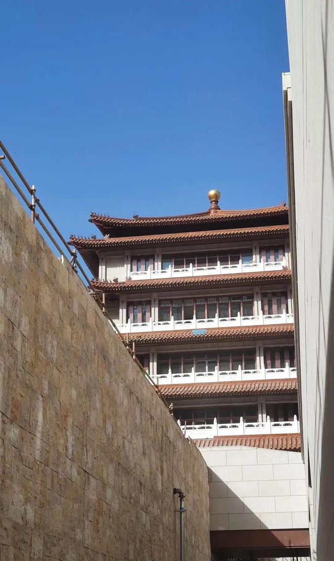 中国“四大版本馆”同火狐电竞步开馆杭州馆成人气王！设计师全员“国宝级”！网友：哭了！太值得去打卡了！(图8)