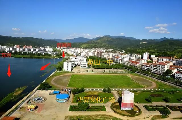 火狐电竞温泉小城、毕昇故里-三河汇流之地：湖北省英山县温泉镇(图8)