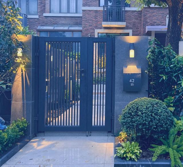 园集奖优秀作品 以实用为主的现代风格庭院干火狐电竞净又清爽(图4)