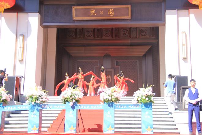 火狐电竞邂逅风雅宋韵熙园中心园林实景开放惊艳呈鉴！(图2)