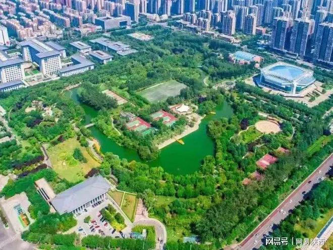 这场“掰头”很“绿色”！经开区举办2022年绿化火狐电竞设计比武大赛(图2)