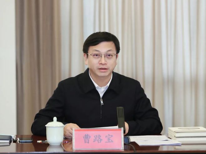 火狐电竞曹路宝专题调研园林保护建设和管理体制改革创新：让苏州园林成为城市闪亮标识(图5)