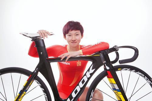 火狐电竞2021上海大学生年度人物揭晓！青春榜样引领朋辈成长勇担使命砥砺奋进新征程(图6)