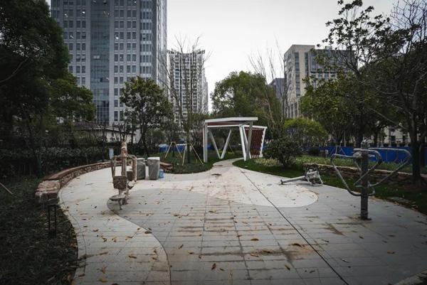 火狐电竞浦东新区2022年建成25个口袋公园！一园一特色可观可玩的开放绿地就在“家门口”(图18)