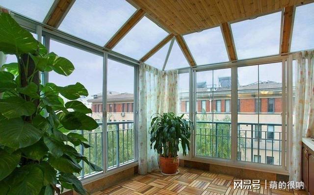 火狐电竞阳台这样装修分分钟多出一间房美观还实用(图3)