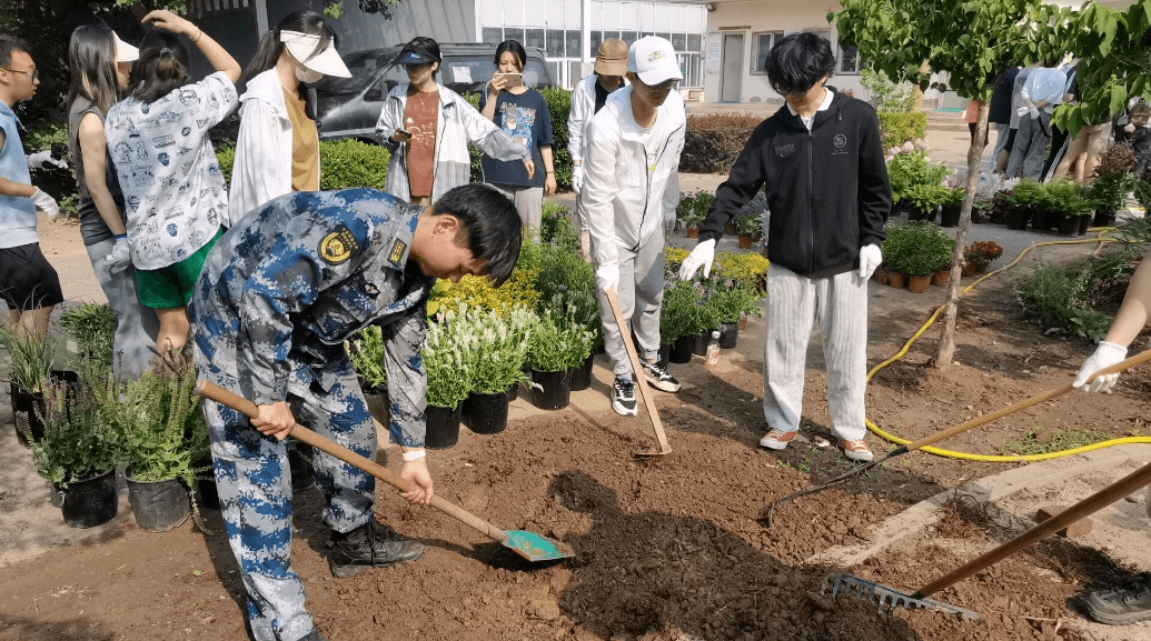 火狐电竞2021级风景园林专业《园林植物应用设计（实习）》课程花境设计成果展(图12)