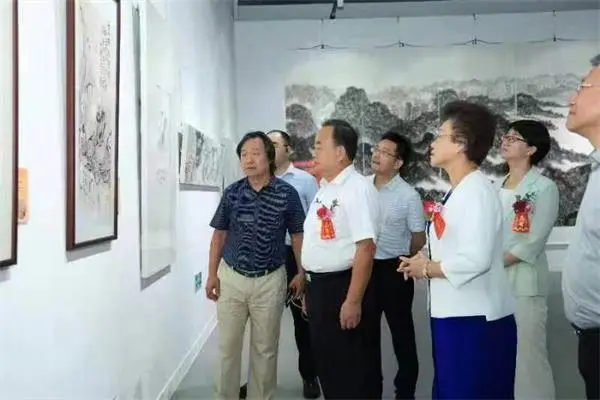 火狐电竞2023中国手指书画作品展在深圳盛大开幕(图4)