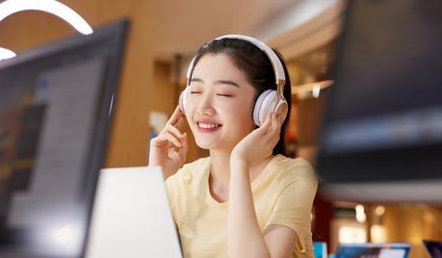 火狐电竞大学里“坑人”的5个专业工作后很快被淘汰选对专业很重要！(图1)