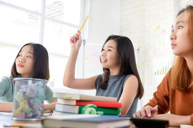火狐电竞大学里“坑人”的5个专业工作后很快被淘汰选对专业很重要！(图4)