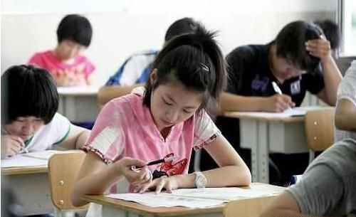 火狐电竞大学里最“坑爹”的3类专业不仅花钱多毕业了还找不到工作！(图6)