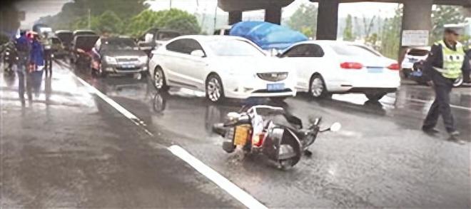 火狐电竞山东聊城高三女生骑车被撞身亡事故责任认定书至今未出。(图7)