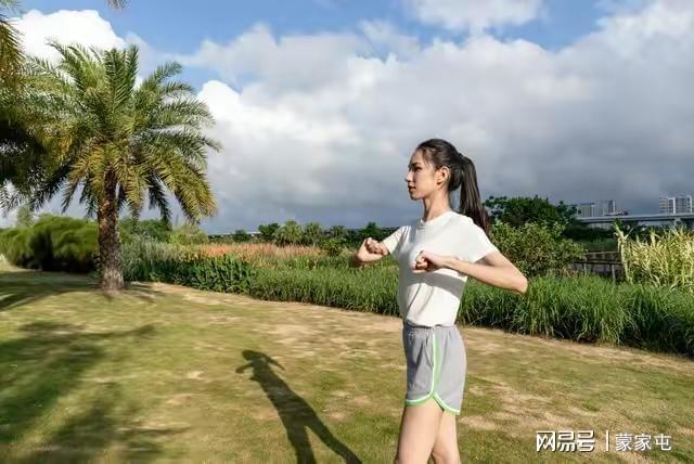 城市中的绿色宝藏：探索绿化带和公园火狐电竞的魅力(图2)