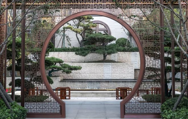 玩转庭院：11个“中式庭院”设计案例院子这样造几十年不落伍火狐电竞(图1)