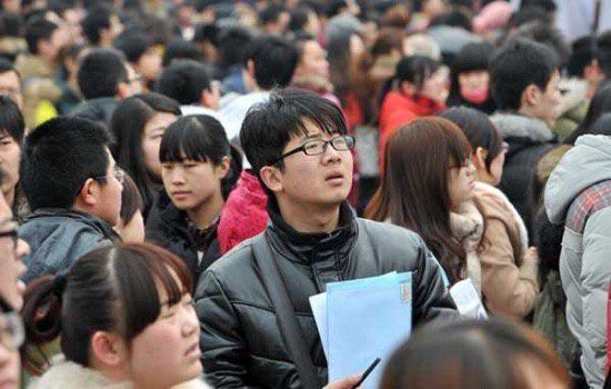 火狐电竞这三个大学专业很坑人正在逐渐被社会淘汰毕业就几乎等于失业(图4)