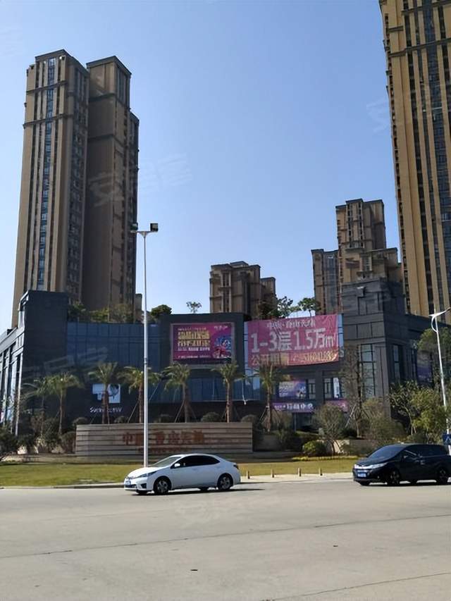 闽侯荆火狐电竞溪接近腰斩的价格中庚香山天地还有未来吗？(图1)