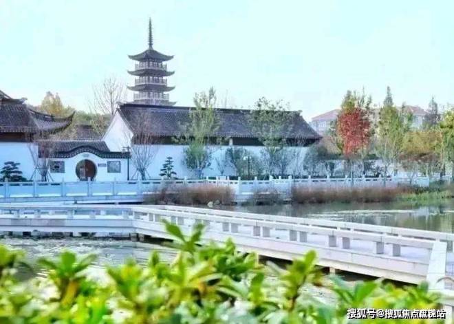 火狐电竞上海新黄浦·江南里售楼处：出大事了！新黄浦·江南里优缺点分析！(图10)