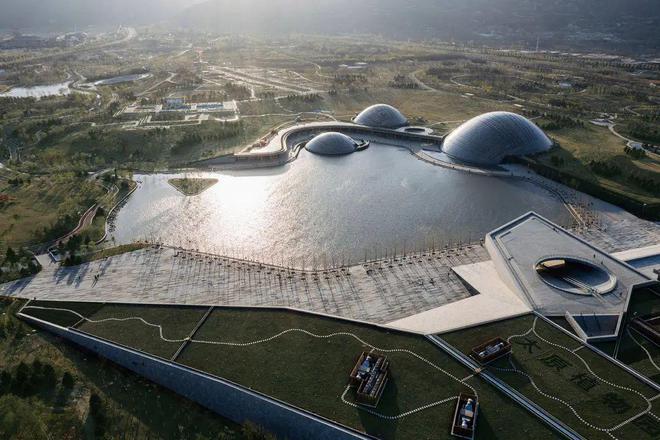 “他们都以为我上了太空……” 太原植物园迅速走红的背后设计草图曝光！火狐电竞(图2)