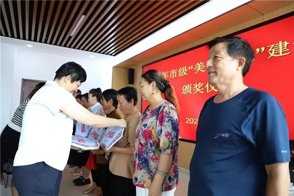 火狐电竞乡村振兴带头人 扎根基层展风采刘培涛：敲响铿锵领子鼓 扮靓文明新六村(图12)