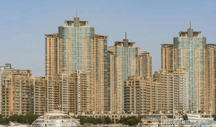 火狐电竞首页：上海陆家嘴世茂滨江花园 -售楼处-楼盘详情-房价-滨江花园户型-小区环境(图2)