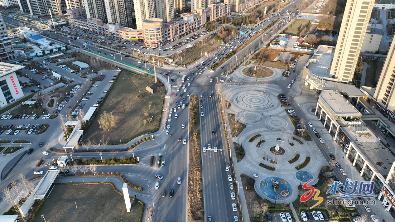 拆除绿化带 改建车行道 华庭路与学院西路路口东西两侧主路完工火狐电竞(图2)