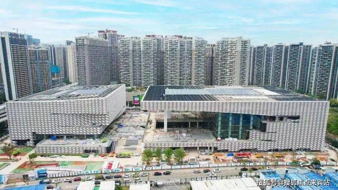 火狐电竞2024年龙华鸿荣源尚云终于露出真面目了看完你还敢买吗？(图11)